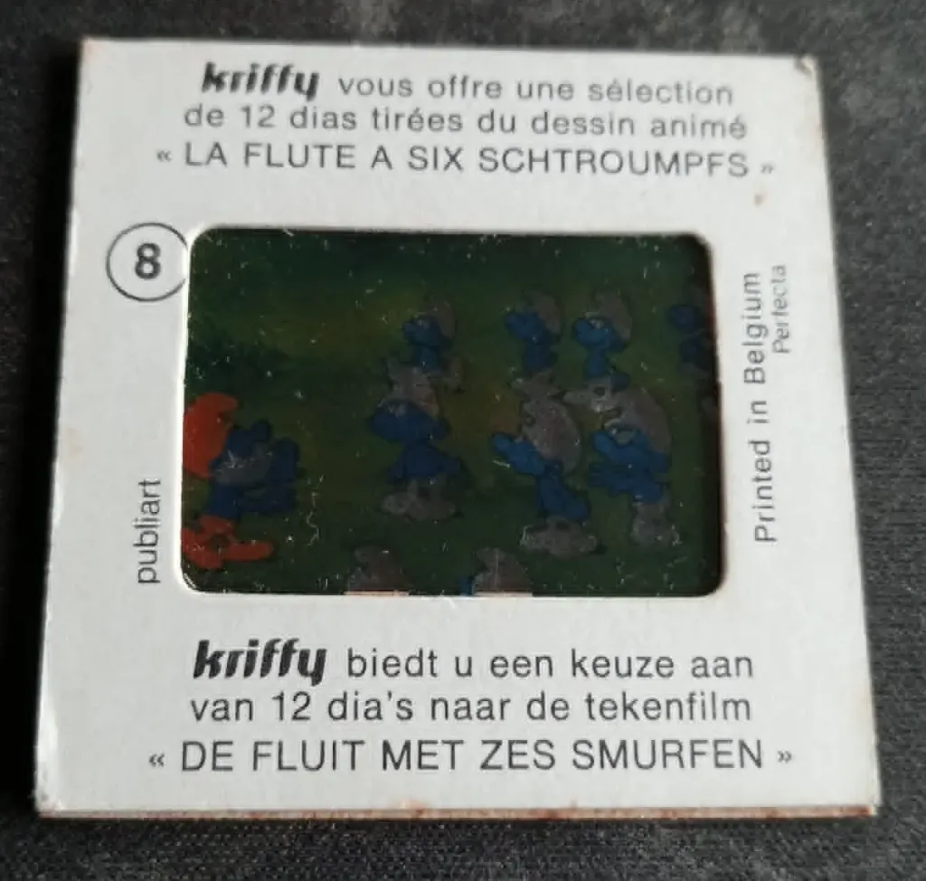 Diapositiva Kriffy n.º 8 – La Flauta de los Seis Pitufos – Publiart / Perfecta – Bélgica 1975