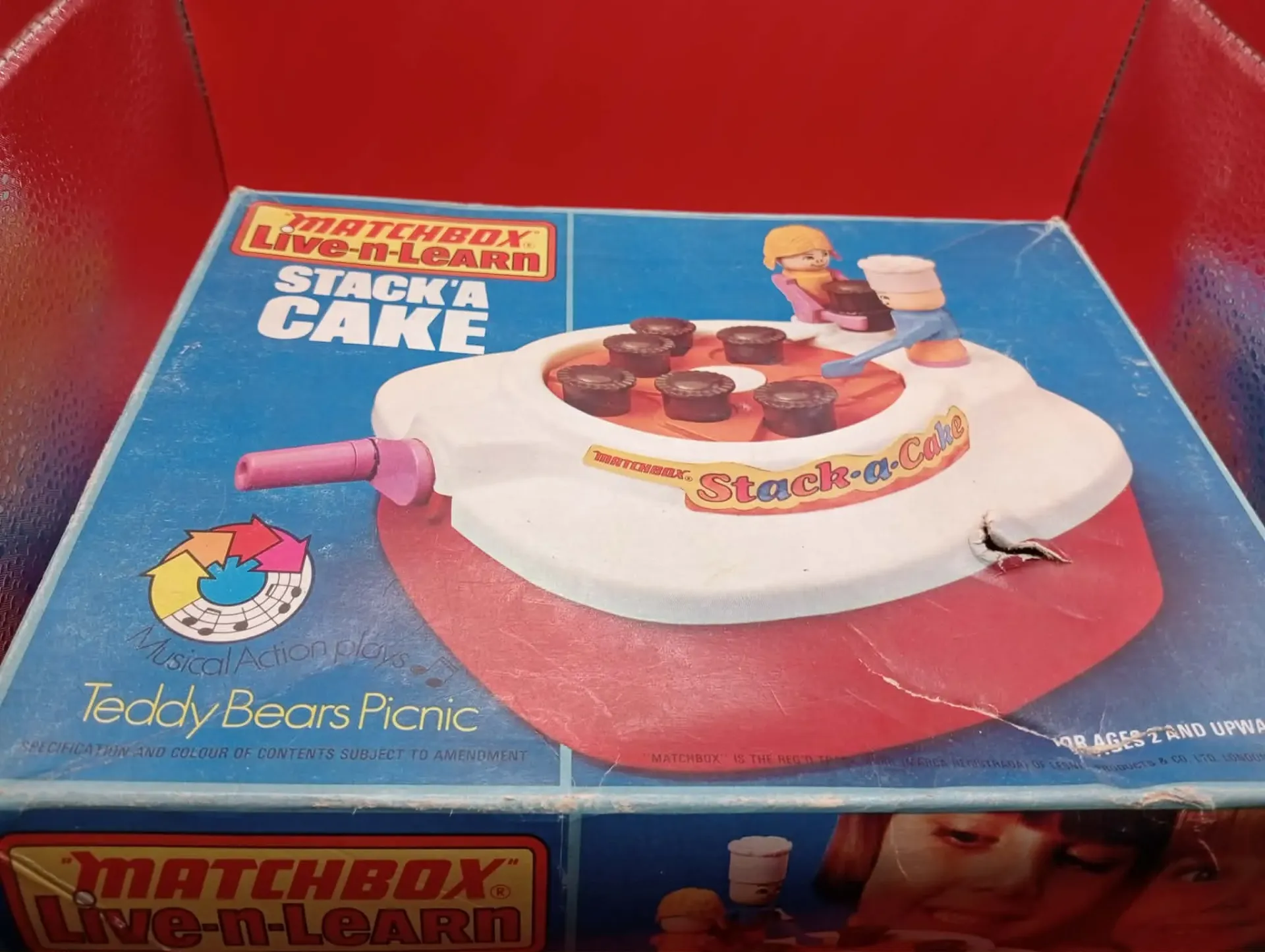 Giocattolo vintage Matchbox Stack‑a‑Cake – musicale