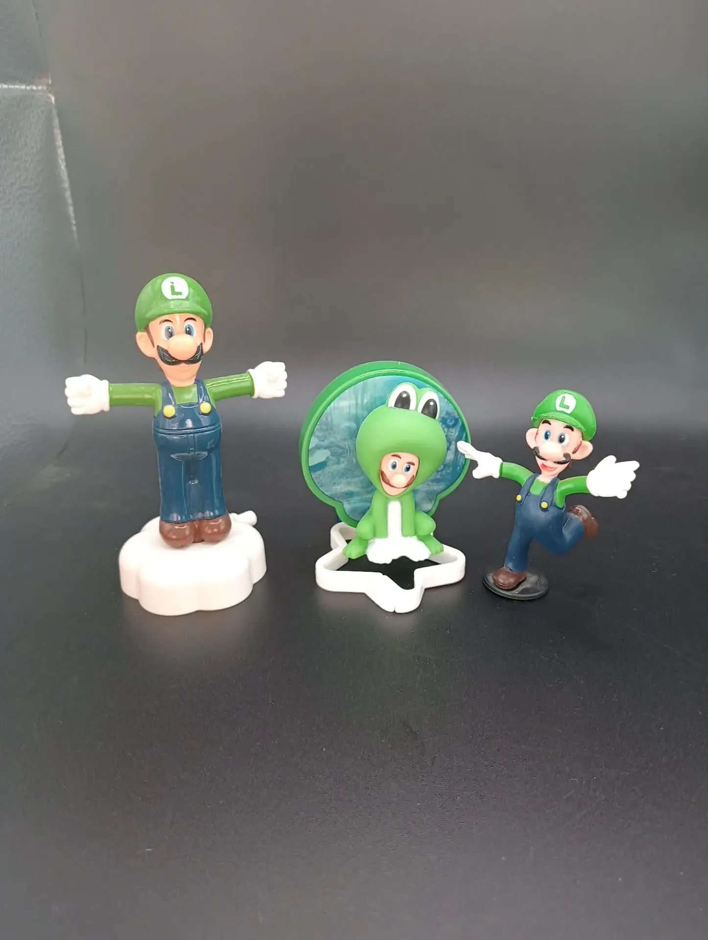 Lote de 3 Figuras Luigi Nintendo con Luigi Rana