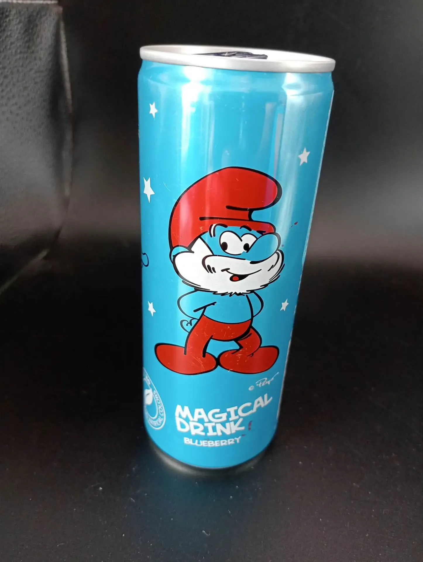 Full Magical Drink Blueberry Papa Smurf 250 ml Can from 2015