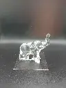 Éléphant en cristal 