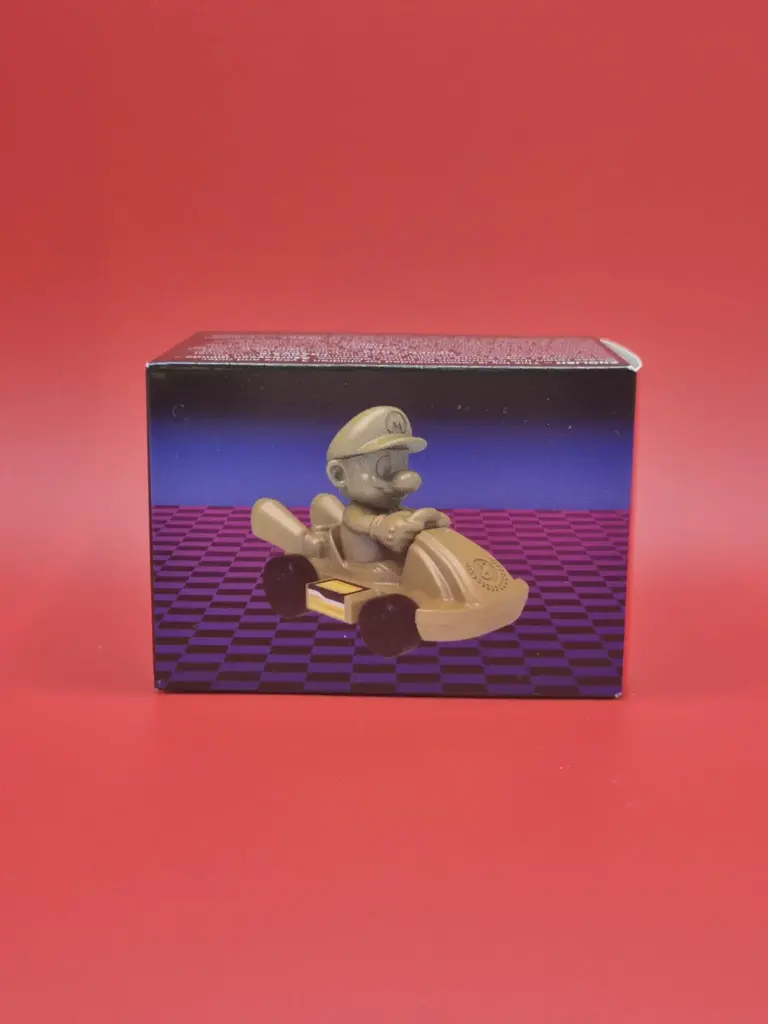 Jouet Mario Kart couleur OR