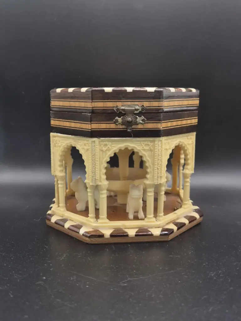 la Fontaine des Lions de l’Alhambra 