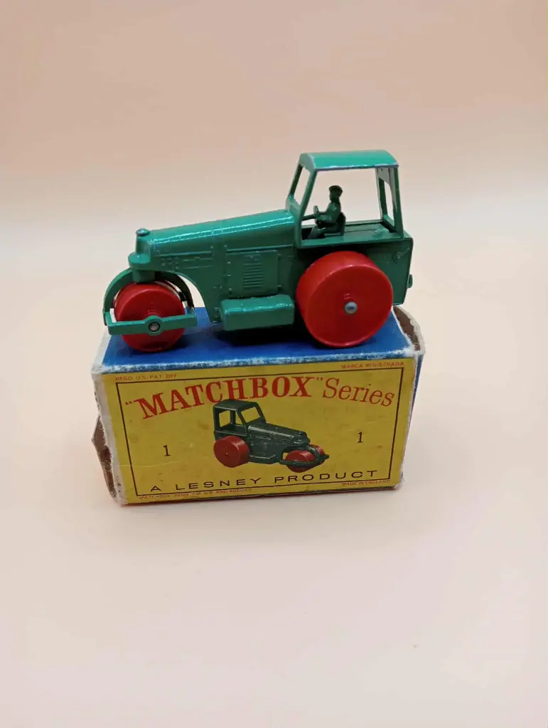 Matchbox Lesney n°1 – Road Roller – Premier modèle historique 1953 avec boîte d’origine (incomplète)