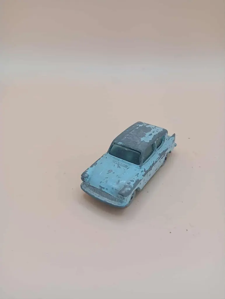 Matchbox Lesney n°7 – Ford Anglia – Jouet ancien en métal – Made in England (1958–1961)