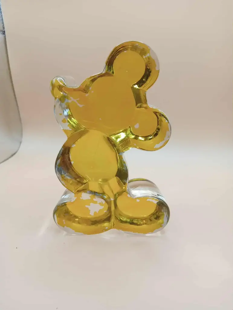Mickey Mouse vintage – figurina decorativa gialla translucida (anni ’70/’80)