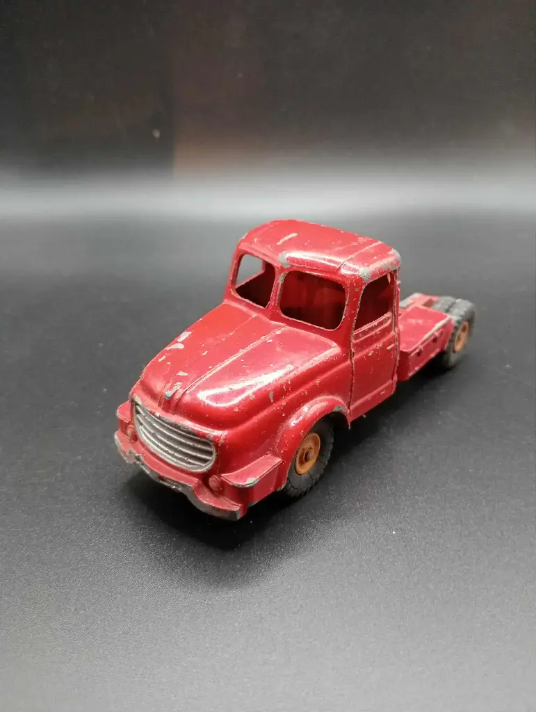 Dinky Toys 36 Tracteur Rouge - Miniature Die-Cast Vintage Made in England - Jouet Ancien