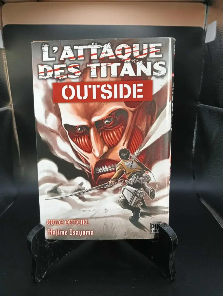 L’Attacco dei Giganti OUTSIDE – Guida Ufficiale📘 Libro in francese