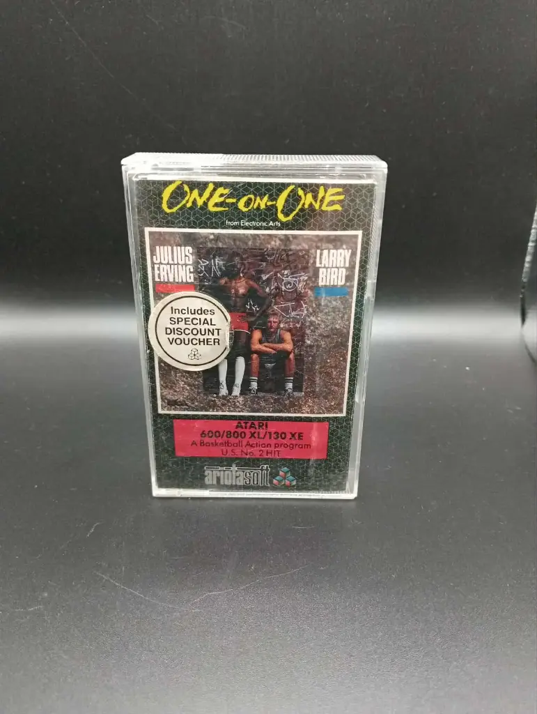 One‑on‑One — Cassette Atari 400/800/XL/XE (Electronic Arts) — Julius Erving vs Larry Bird