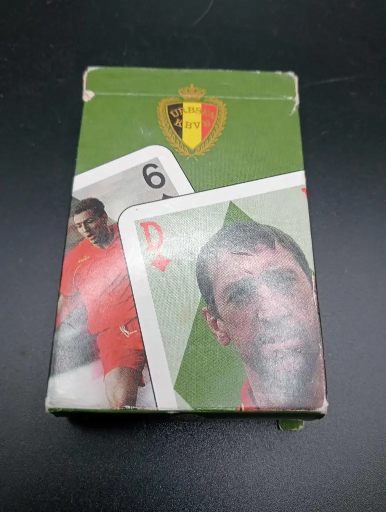 Carte Diavoli Rossi – Mazzo ufficiale Cartamundi, calcio belga in 52 mosse rosse!