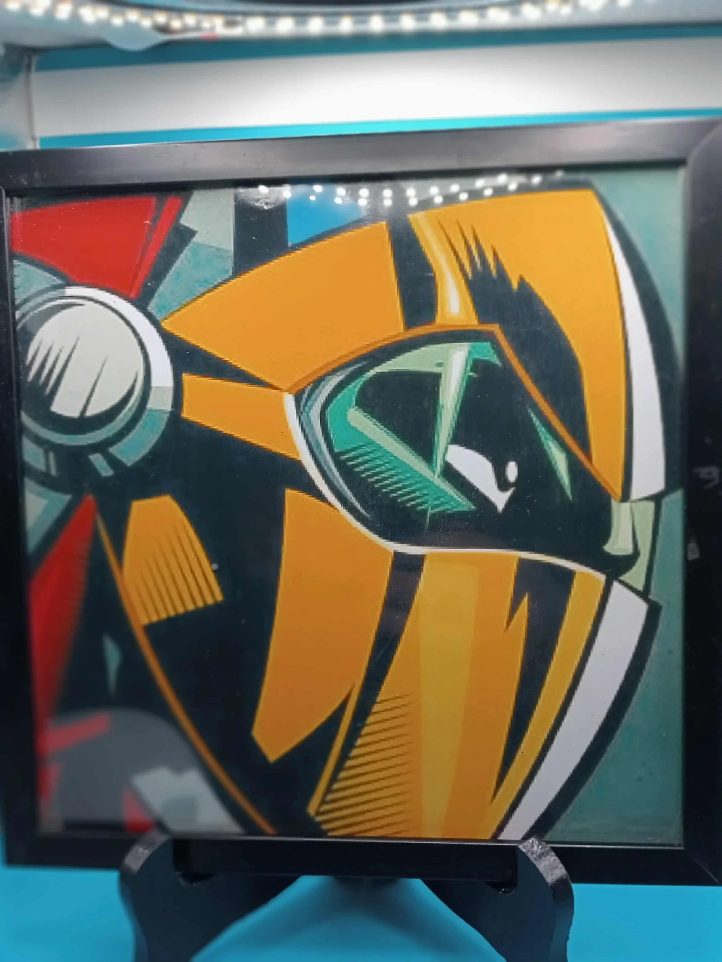 Pôster emoldurado Actarus, estilo pop-art moderno, capacete Goldorak, olhar intenso