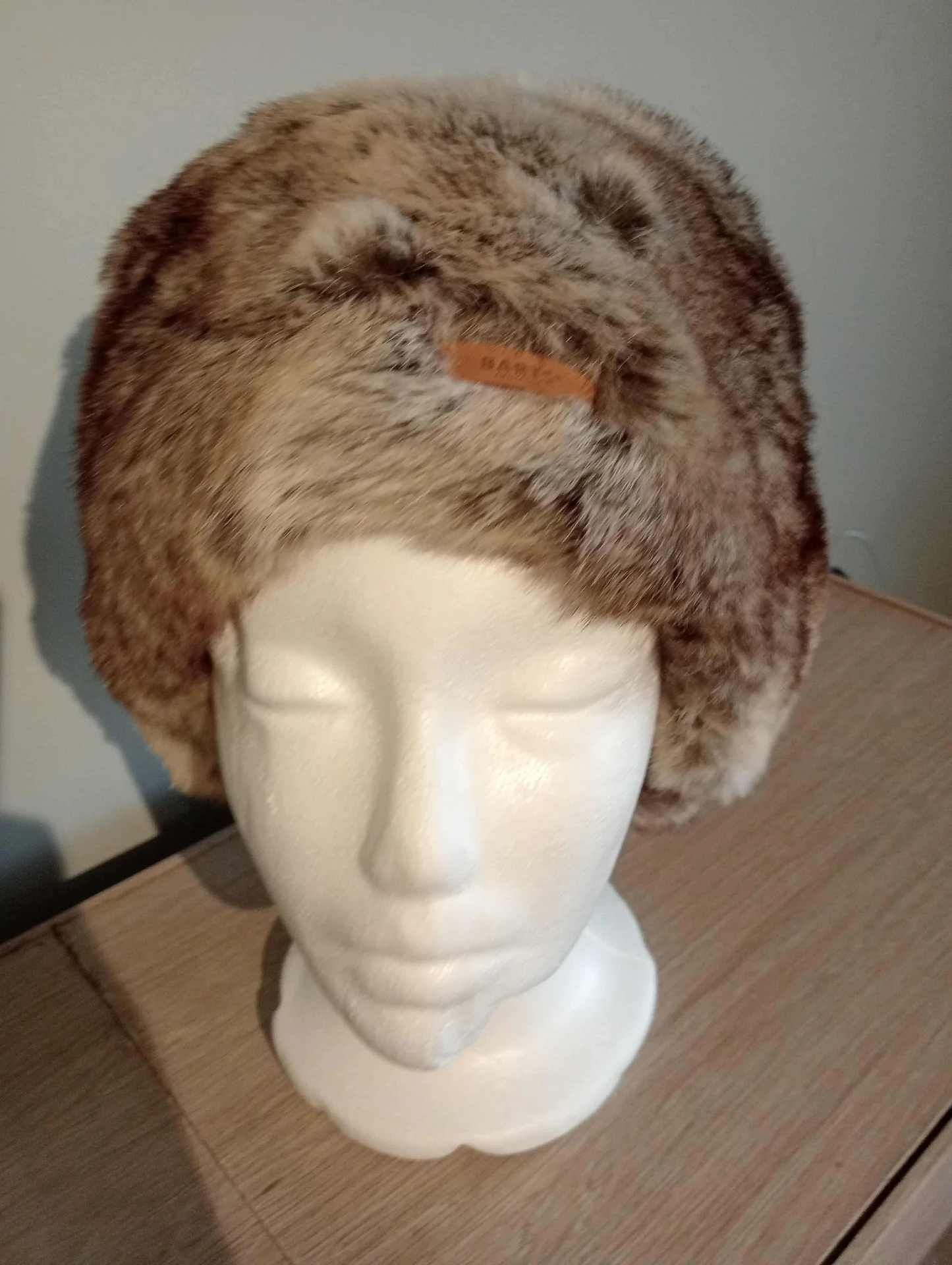 Cappello BARTS Amsterdam in pelliccia sintetica – Unisex, caldo, stiloso, 100% vegan