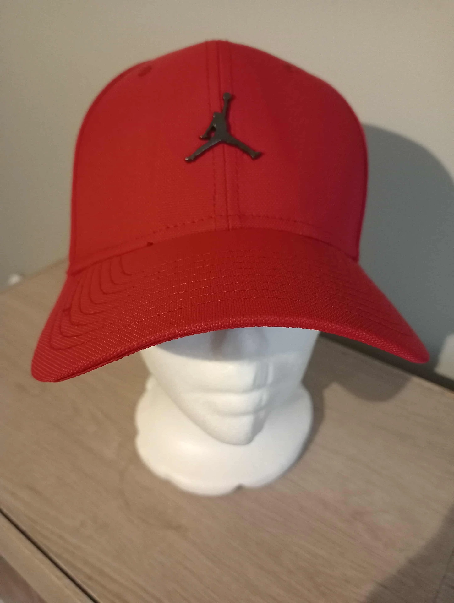 Rode JORDAN Jumpman pet – Geborduurd logo, verstelbaar, streetwear stijl, made in China