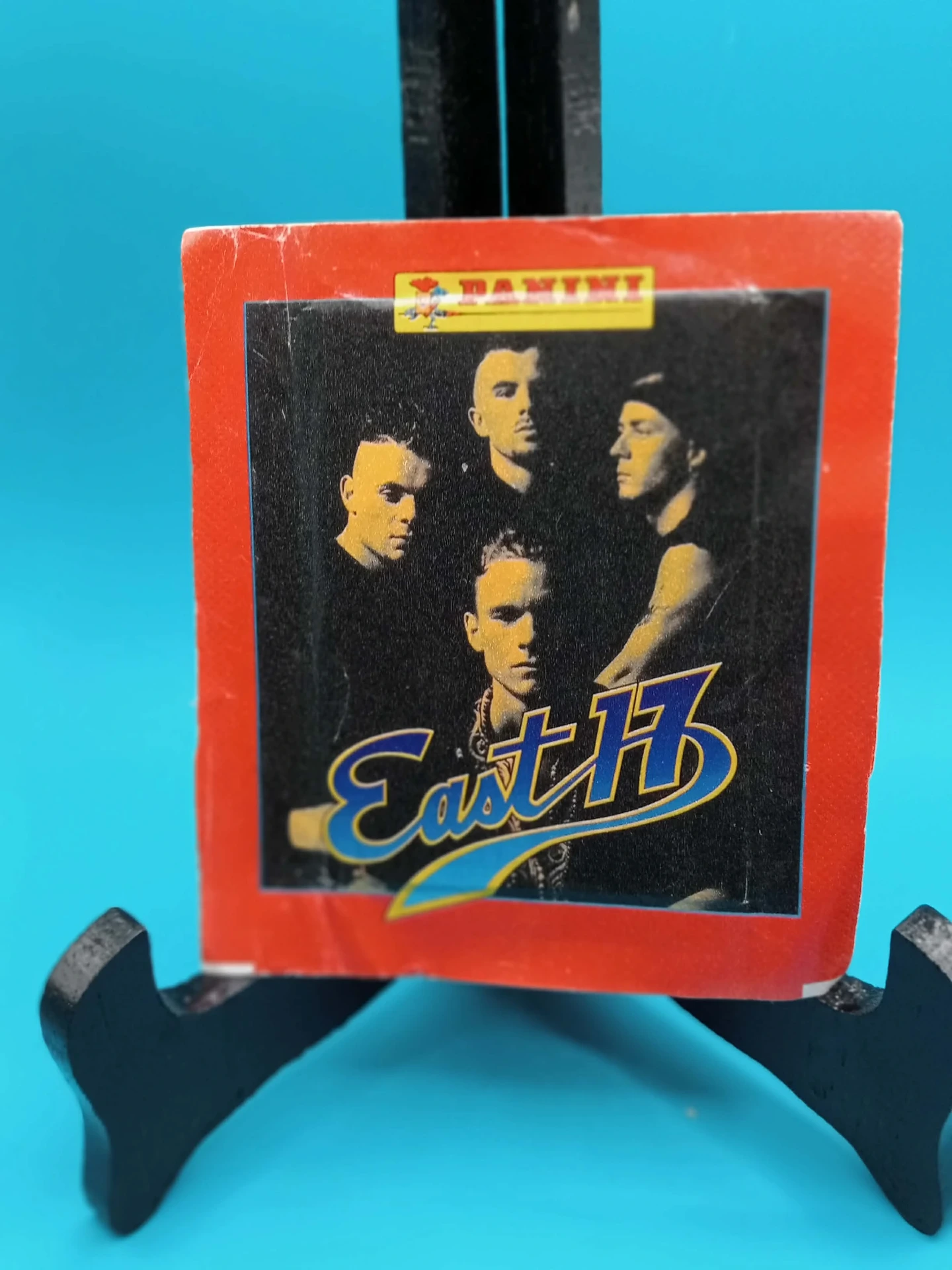 Pacote Panini East 17 – Autocolantes pop dos anos 90 (1995)