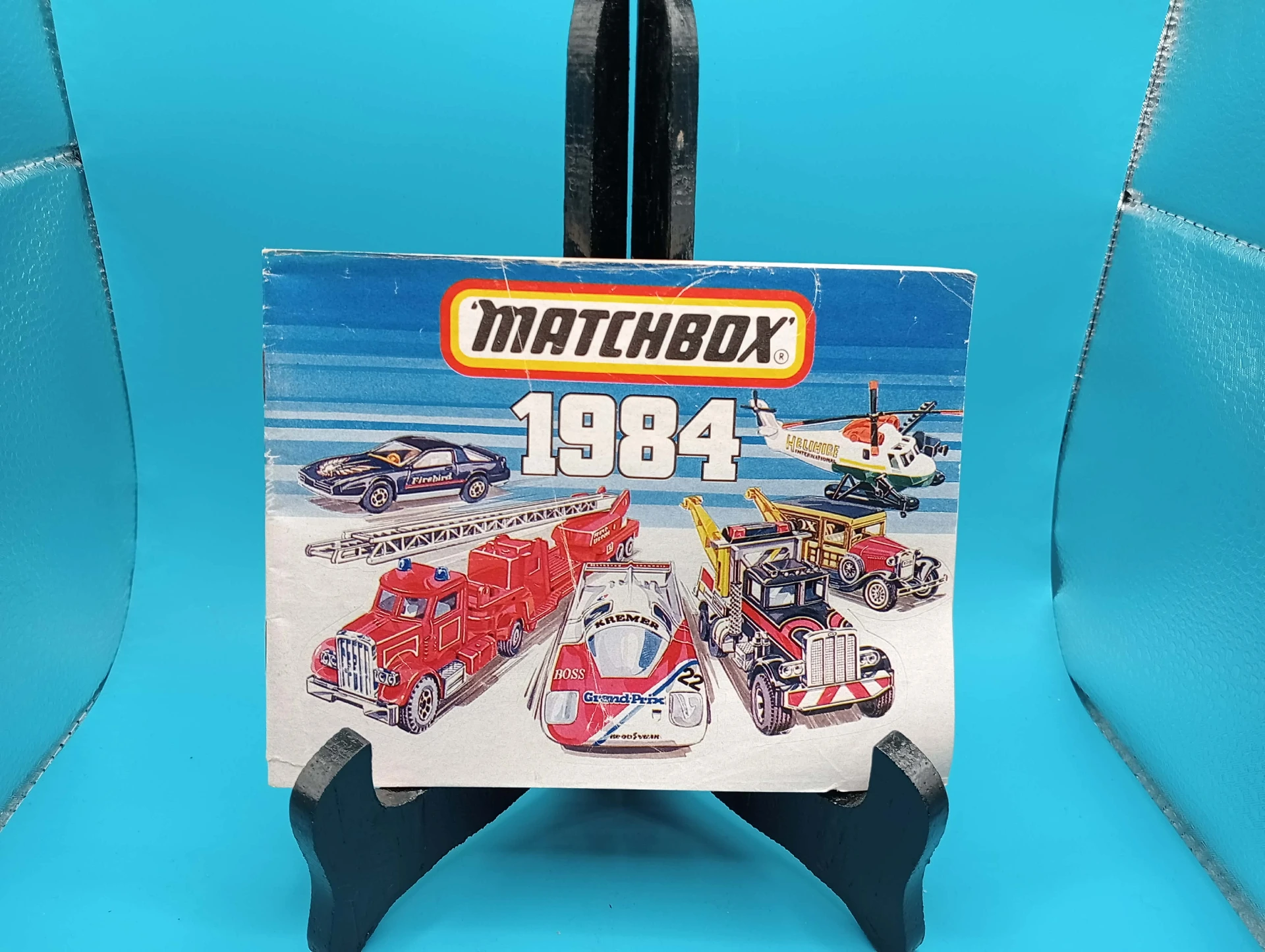 Catalogo Matchbox 1984 – giocattoli vintage, auto da corsa ed elicotteri