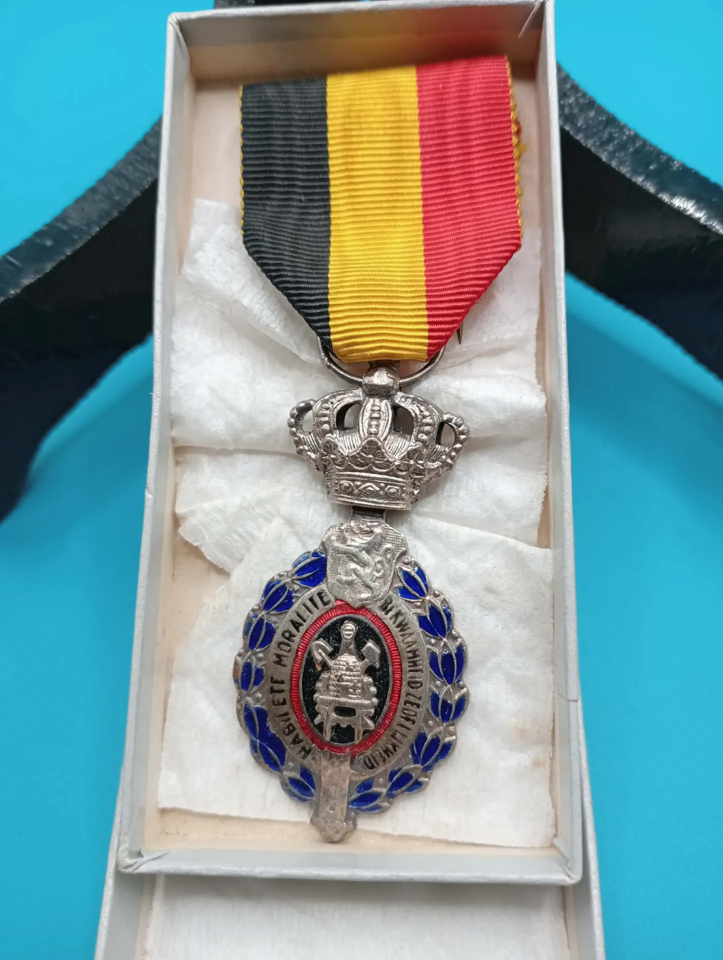 Medaglia belga “Abilità e Moralità – Esaminatore della giuria” – decorazione ufficiale vintage