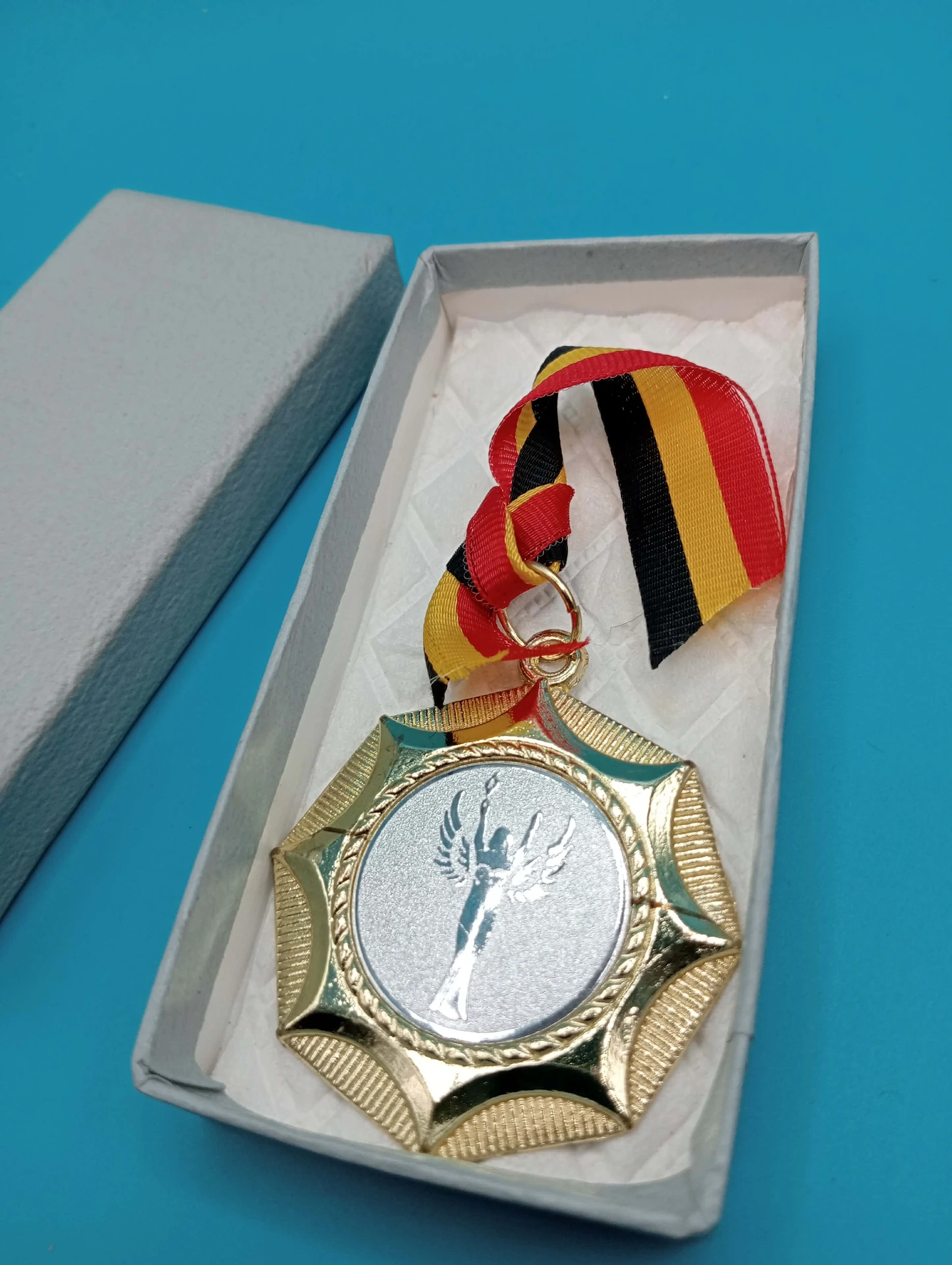 Medalha comemorativa Thulin 1940–1990 – 50 anos de lembrança