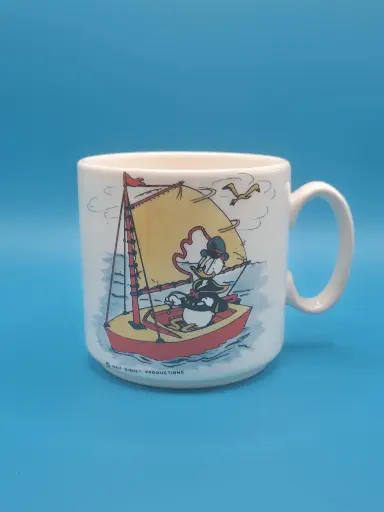 Tasse Disney - Donald sur son bateau