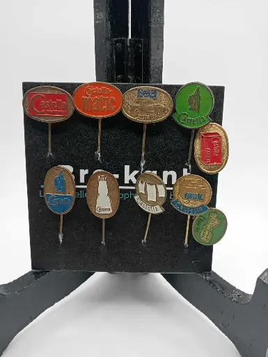 Lot de 10 épinglettes Castella ( années 60-70 )