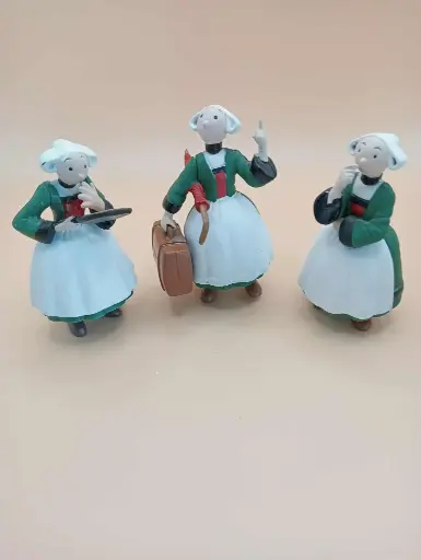 Lot de 3 figurines Bécassine – Plastoy
