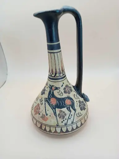 Vase décoratif – copie de style corinthien – 16 cm