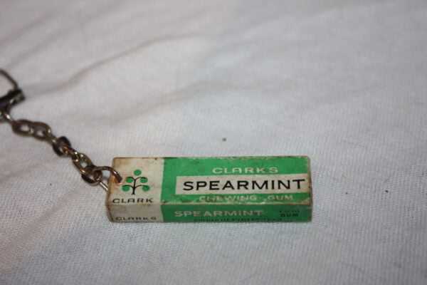 Vintage - porte clés années 50 60 70 - Clark's spearmint