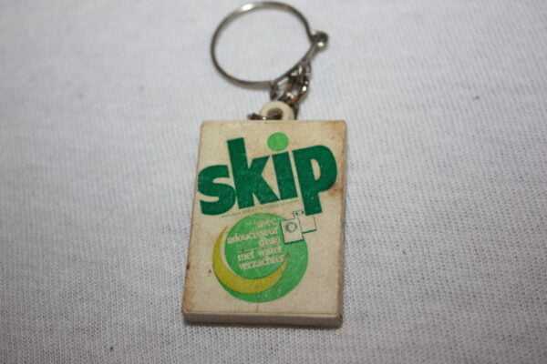 Vintage - porte clés années 50 60 70 - lessive skip
