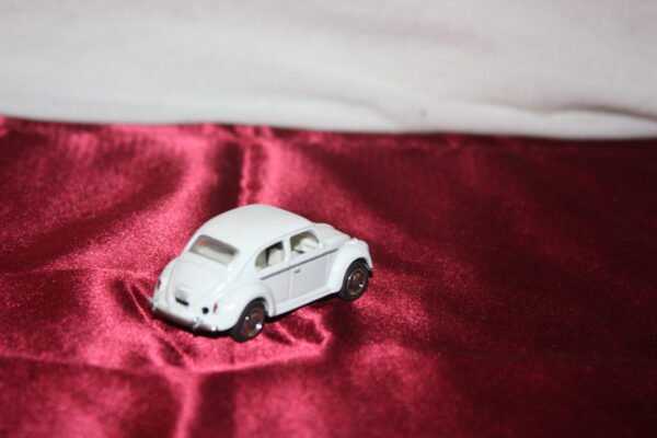 VW - Volkswagen coccinelle blanche ( métal ) 1/64 – Image 2