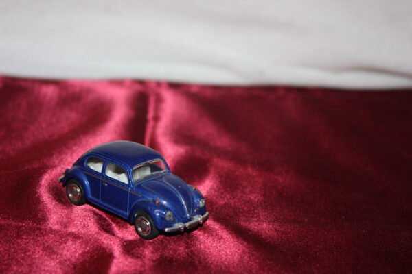VW - Volkswagen coccinelle bleu ( métal ) 1/64 – Image 3