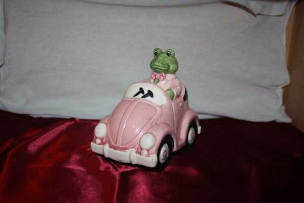 VW - tirelire grenouille - Volkswagen coccinelle