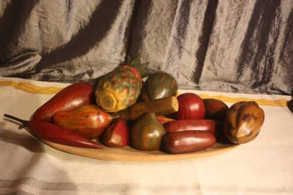 Plateau de fruits en bois du Bénin fait main par un artisan local - Pièce unique – Image 2