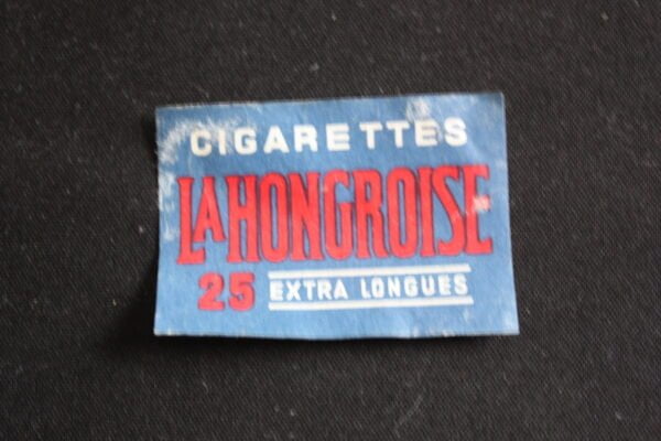 Etiquette de boite d'allumettes : cigarettes La Hongroise , années 60
