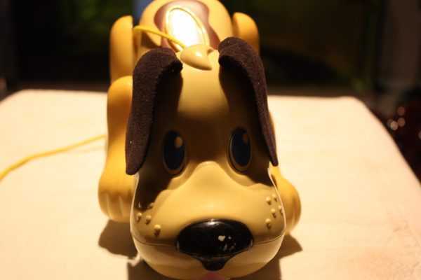 Ancien jouet Playskool , chien à tirer , année 80