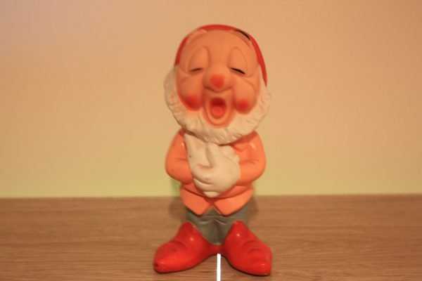 Figurine Pouet Walt Disney Productions Delacoste Nain Dormeur de Blanche Neige
