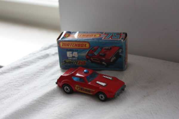 Matchbox : fire chief superfast n° 64 1976