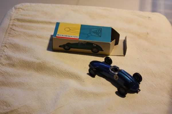 POLITOYS - n°59 Porsche formula 2 bleue