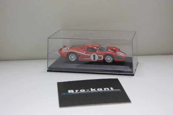 IXO FORD GT40 MK.IV WIN 24 H LE MANS 1967 GURNEY-FOYT 1:43