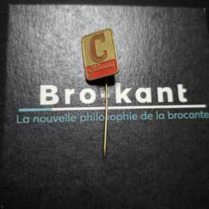 Epinglette : C. Jamin - lettre C