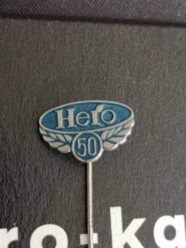 Hero bleu 50 ans