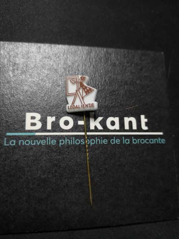 lodalientje ( lodaline ) vitre ( brun )