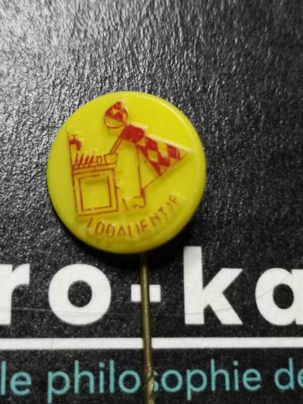lodalientje ( lodaline ) four ( rouge fond jaune )