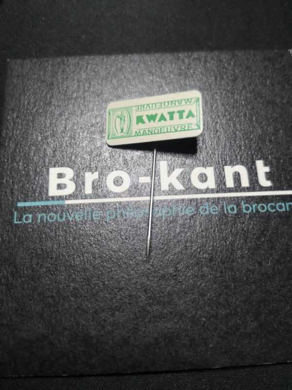 Kwatta vert fond blanc