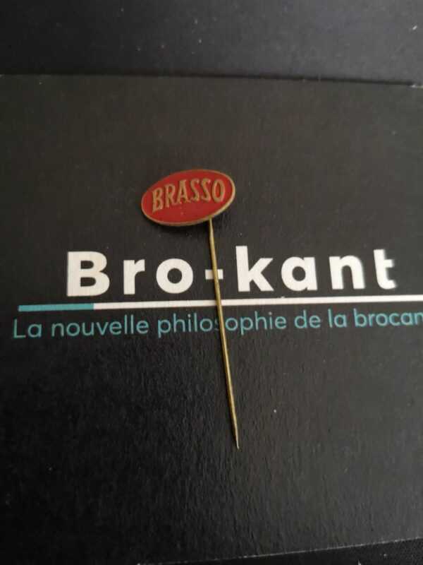 Brasso ovale rouge lettres doré