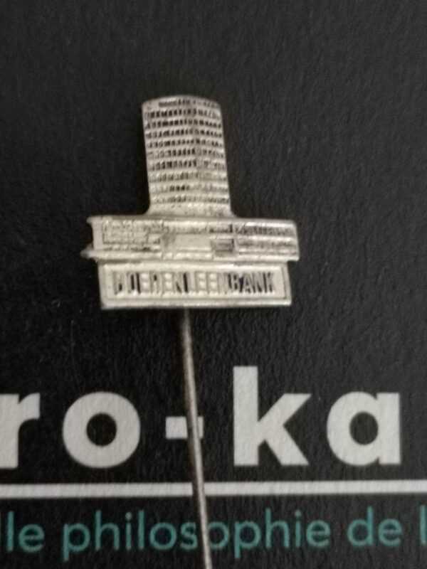 Boerenleenbank bâtiment sans couleur