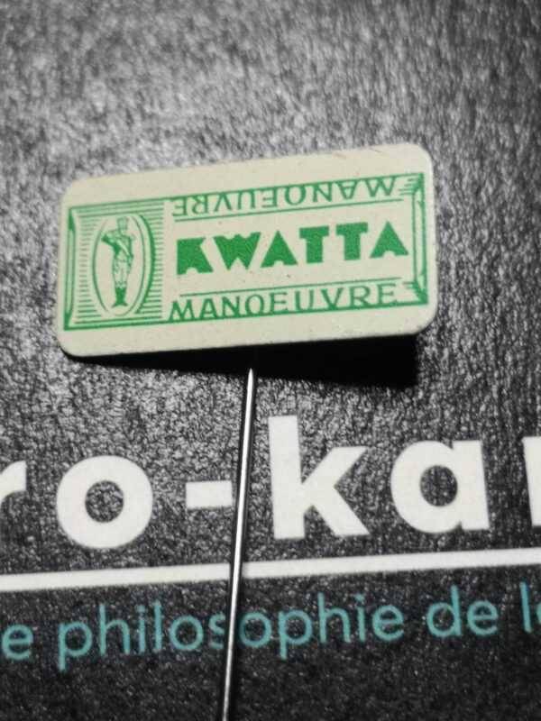 Kwatta vert fond blanc