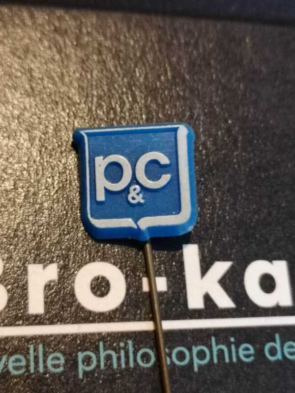 P&C bleu clair