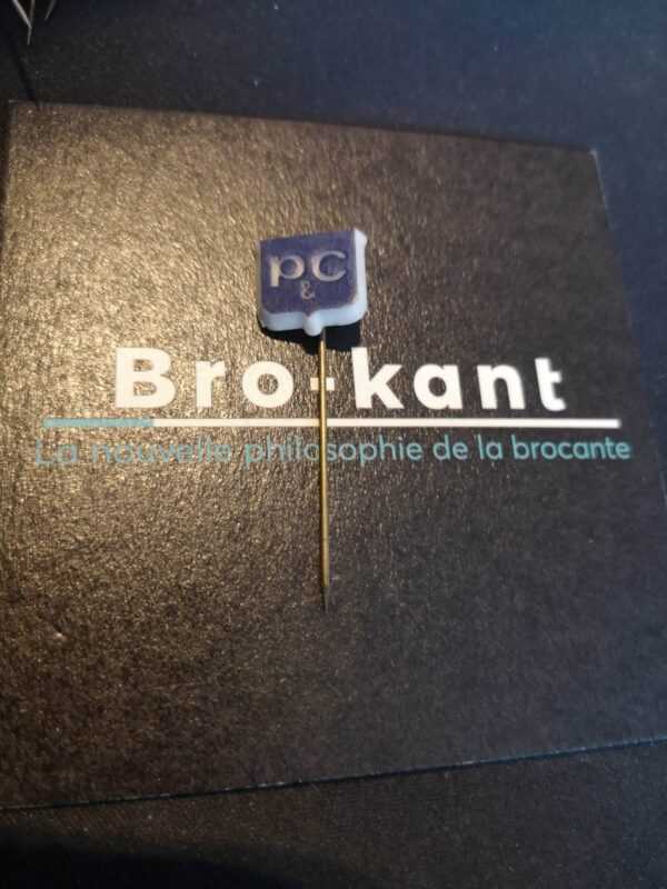 P&C bleu foncé