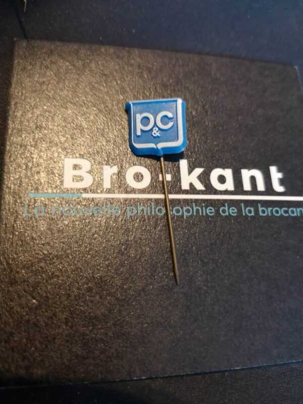 P&C bleu clair