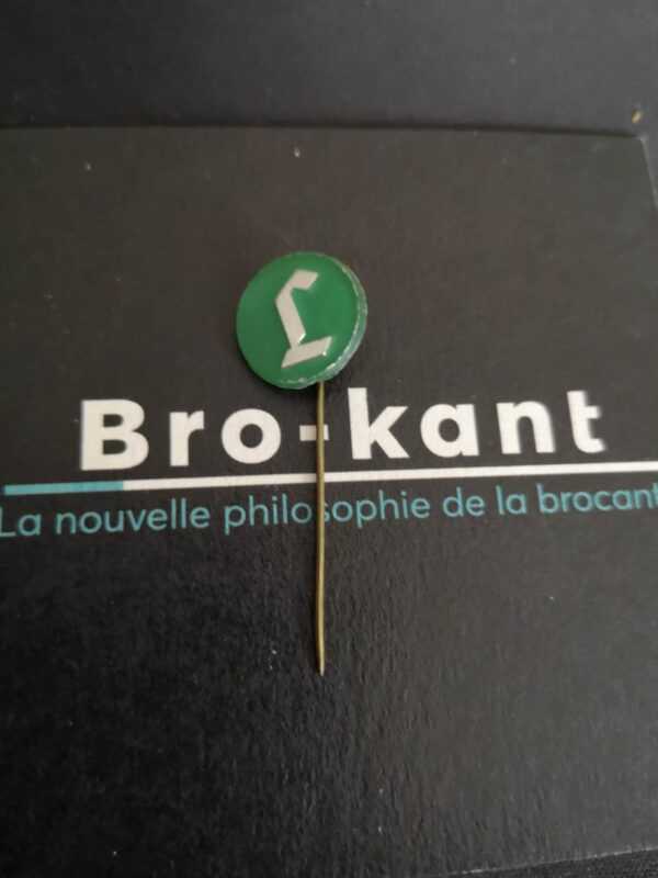 Luycks rond vert lettre argenté