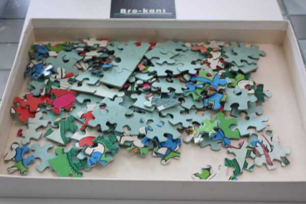Puzzle Schtroumpfs - smurf - Schlumpf 140 pièces
